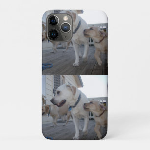子犬のキス:クリーム色のラブラドール家族の愛、 iPhone 11 PROケース