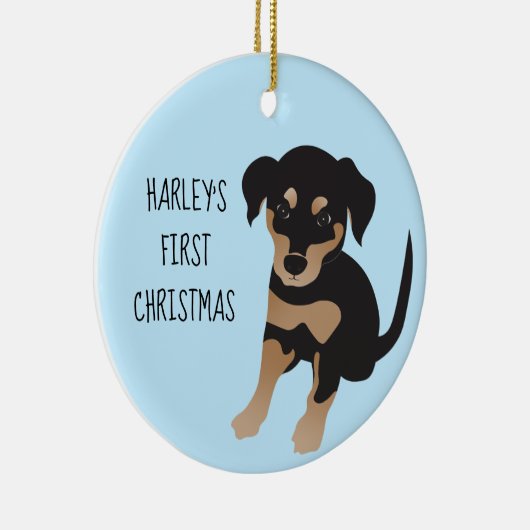 子犬の初めてのクリスマスかわいい犬の黒と茶色 セラミックオーナメント (右)