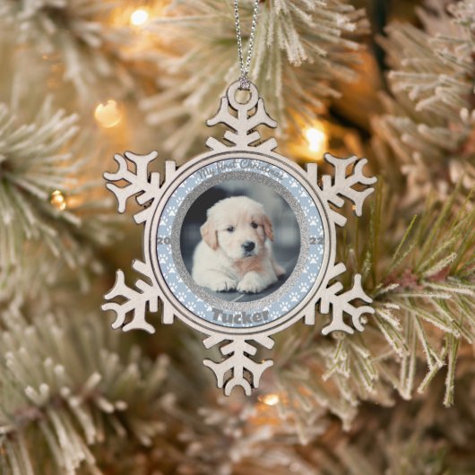 子犬の初めてのクリスマスフォトブルーポープリント スノーフレークピューターオーナメント (ツリー)