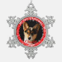 子犬の初めてのクリスマス写真 スノーフレークピューターオーナメント