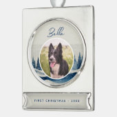 子犬の初めてのクリスマス冬林犬の写真 シルバープレートバナーオーナメント (左)