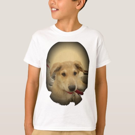 子犬の愛:人間の最高の友人 Tシャツ (正面)