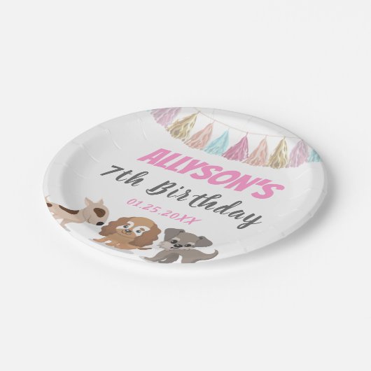 子犬の漫画の犬テーマの誕生パーティー ペーパープレート (アングル)