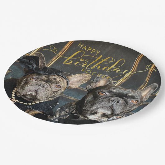 子犬の誕生日写真と文字金ゴールドスクリプトの追加 ペーパープレート (アングル)