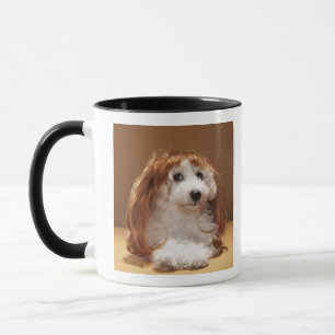 子犬の身に着けているショウガのかつら マグカップ