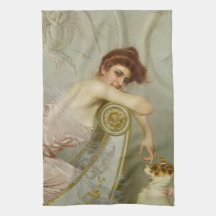 子犬をからかう華やかな女性