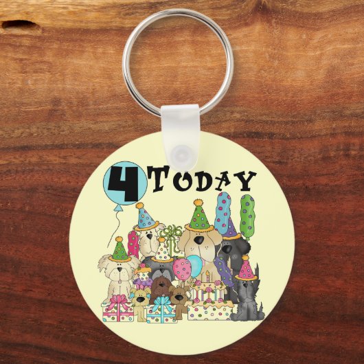 子犬4th誕生日バッシュTシャツとギフト キーホルダー (正面)