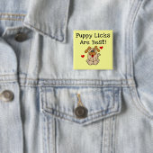 子犬Licks最も最高のなTシャツおよびギフトです 缶バッジ (インサイチュ)