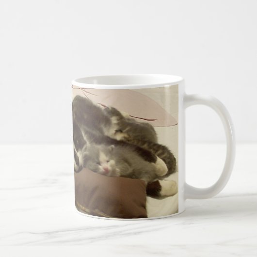 子猫および彼女の第1子猫 コーヒーマグカップ (右)