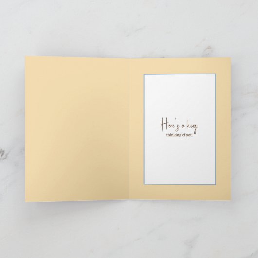 子猫が雛考えを抱く カード (内部)