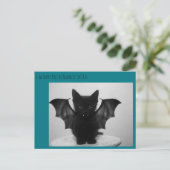 子猫こうもり ポストカード (スタンド正面)