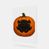 子猫たっぷりのカボチャ – かわいい黒猫ハロウィン アクリルサイン (傾斜)