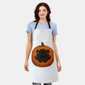 子猫たっぷりのカボチャ – かわいい黒猫ハロウィン エプロン (着用した状態)