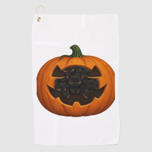 子猫たっぷりのカボチャ – かわいい黒猫ハロウィン ゴルフタオル (正面)