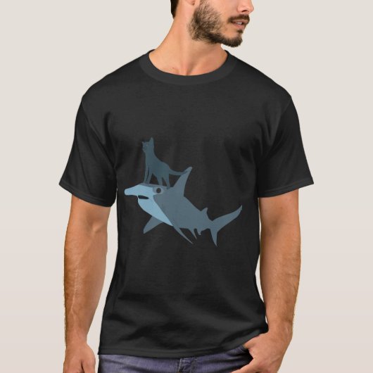 子猫とサメの友達 Tシャツ (正面)