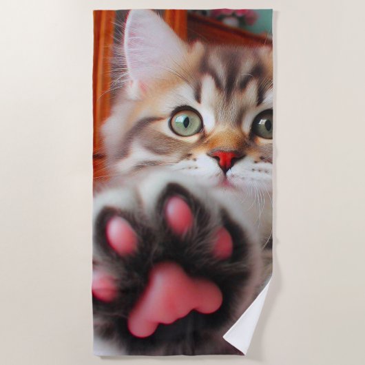 子猫とポー ビーチタオル (正面)