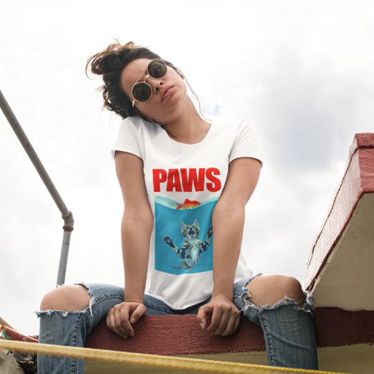 子猫のあくび/ジョーズ Tシャツ