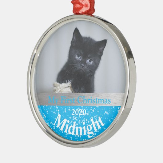子猫のパーソナライズされた初めてのクリスマス写真 メタルオーナメント (左)