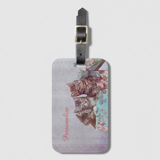 子猫のヴィンテージボックスにパーソナライズ荷物旅行 ラゲッジタグ (正面縦)