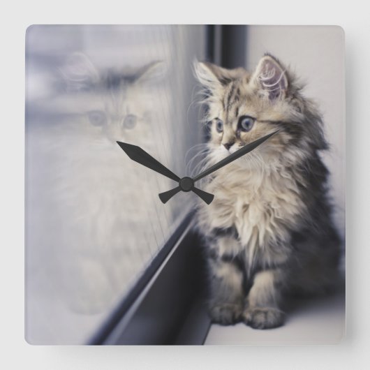 子猫の窓 スクエア壁時計 (正面)