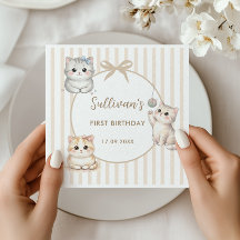 子猫の1歳の誕生日　シンプルな猫パーティーの飾り