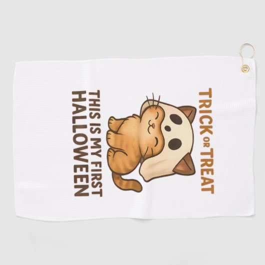 子猫は初めてのハロウィーンの準備ができてマスクを着ている ゴルフタオル (横)