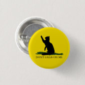 子猫をつかまないで下さい 缶バッジ (正面&裏面)