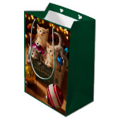 子猫をオーナメント箱 ミディアムペーパーバッグ (裏面アングル)