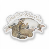 子猫を授乳するかわいい母猫 シール (正面)