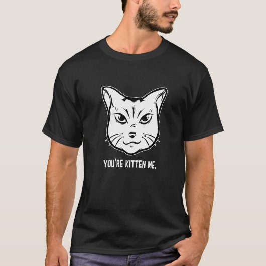 子猫を飼っているのね ねこオーナー 猫トレーナー 動物 Tシャツ (正面)