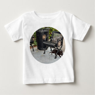 子猫インザパーク ベビーTシャツ