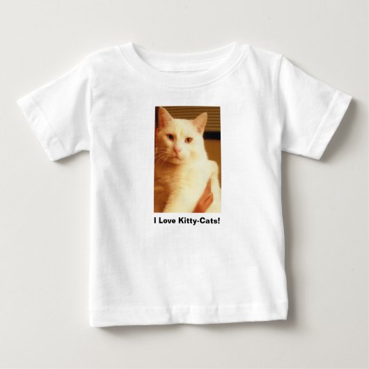 「子猫猫が大好き」 Tシャツ (正面)