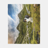 子羊と羊と三色のコリーパーソナライズされた- フリースブランケット (正面)