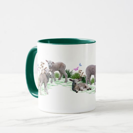 子羊の牧草地のマグカップ マグカップ (正面左)