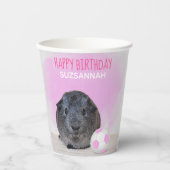 子誕生日モルモットピンク白サッカーボール 紙コップ (正面)