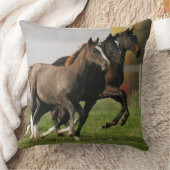 子馬のランニング クッション (ブランケット)