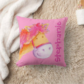 子馬の名前及び誕生の生まれたばかりのなギフトのオレンジピンクの枕 クッション (ブランケット)