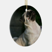 子鹿のパグの子犬 セラミックオーナメント (右)
