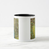 孔雀のもったいぶって歩くこと マグカップ (中央)