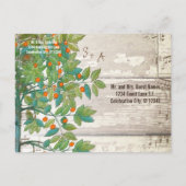 孔雀の愛の鳥が木に座って日付を保存 案内ポストカード (裏面)