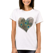 孔雀の羽の倍のハート