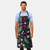 孔雀の羽の刺繍シームレスなパターン エプロン (着用した状態)