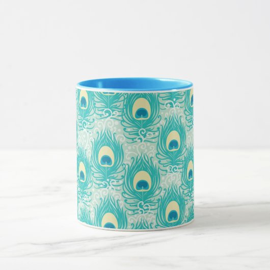 孔雀はパターンに羽をつけます マグカップ (中央)
