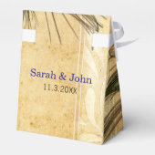 孔雀素朴羽結婚式の引き出物箱 フェイバーボックス (裏面サイド)