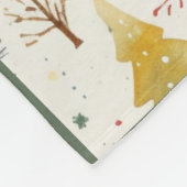 季節の森の木々がクリスマスに寄り添う フリースブランケット (角)