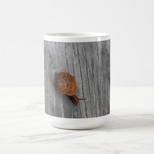 孤独なカタツムリのコーヒーマグ コーヒーマグカップ (中央)
