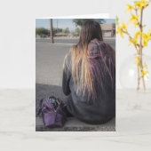 孤独なティーンが一人で写った写真のグリーティングカード カード (黄色い花)