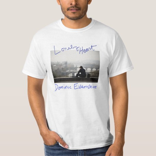 孤独なハートメンズ価値ティー Tシャツ (正面)