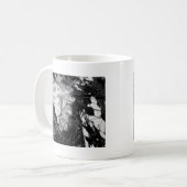 孤独な人形の頭 コーヒーマグカップ (正面左)