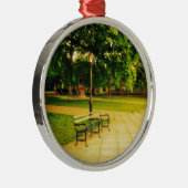 孤独な公園のベンチ メタルオーナメント (右)